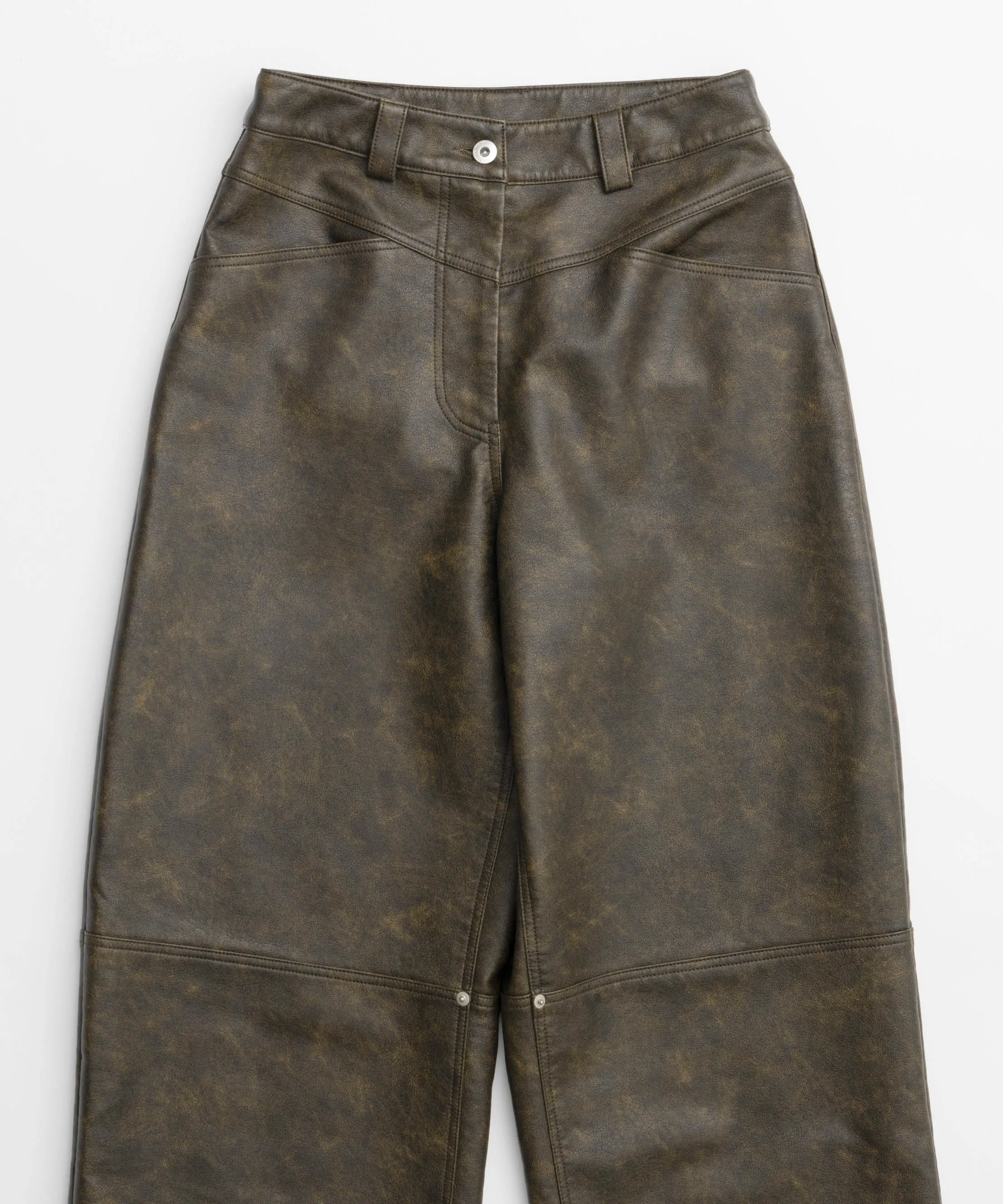 【24WINTER PRE-ORDER】Cocoon Wide Silhouette Vegan Leather Pants